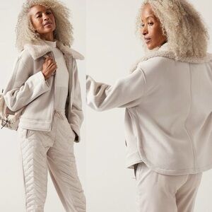 Athleta Women's Westbound Sherpa Jacket - Small Cream